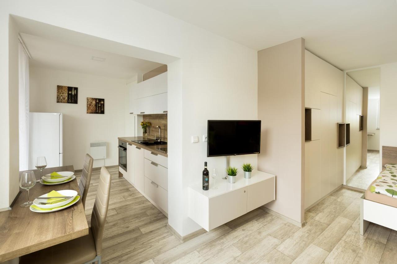 Apartmany Stozec - Nella Premium Экстерьер фото